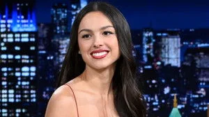 Olivia Rodrigo, Keri Russell, Andrea Bocelli, Lauren Daigle
